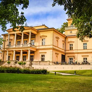 Lanna 3*, Prag Tschechische Republik