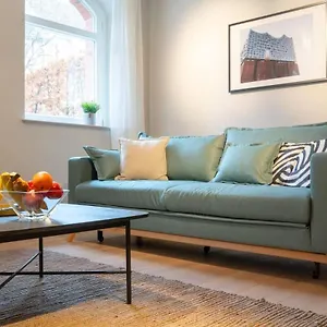 Spacious 3-bedroom Near Eilbekpark Duitsland